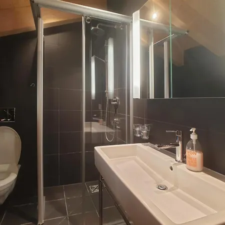 Apartment Aramis 5- Og Appartement-fewo 6-bettwohnung By Interhome *